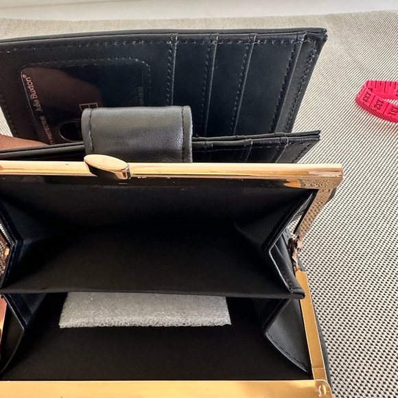 NWT Julie Buxton Black Leather Wallet - Picture 9 of 11